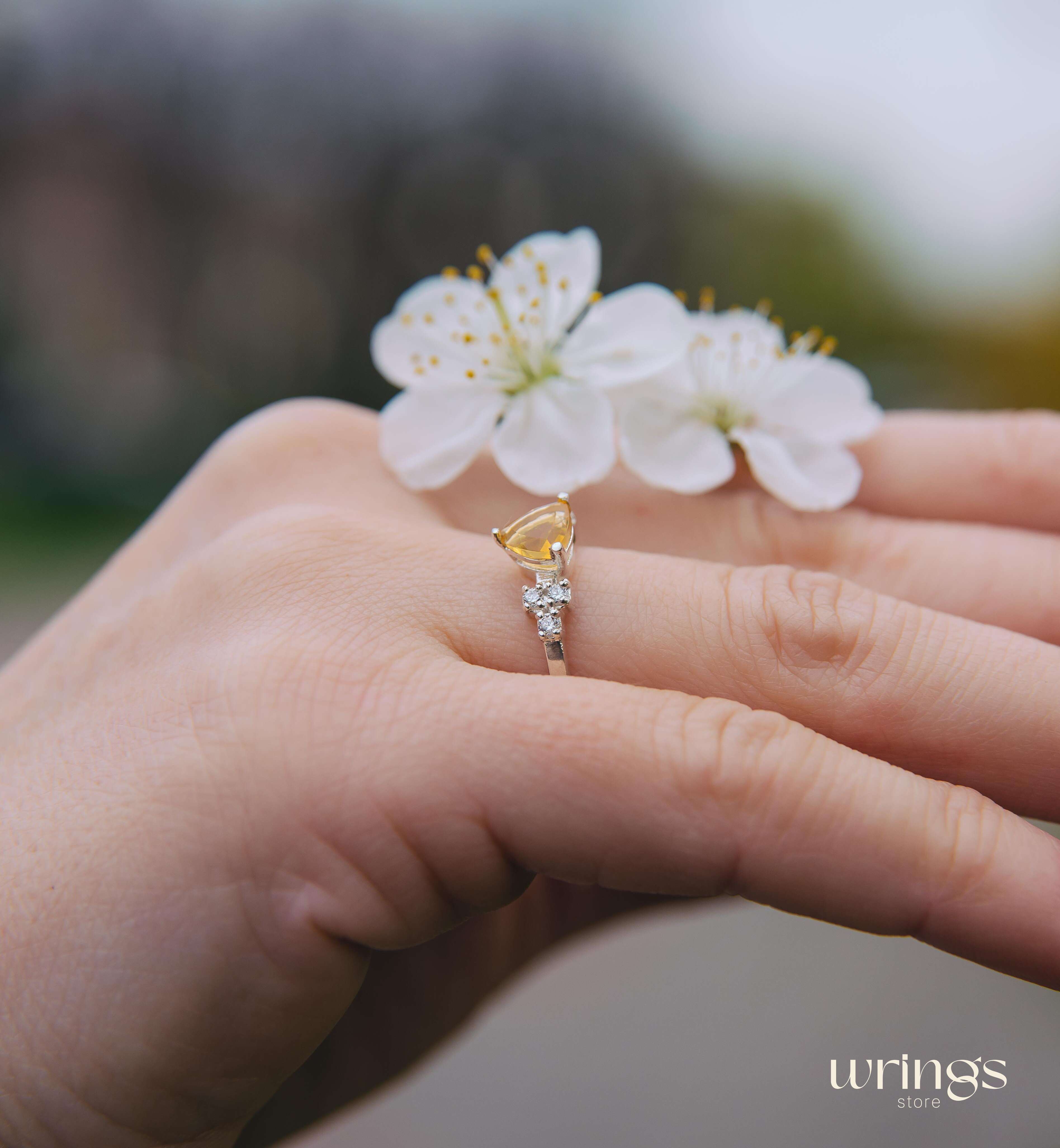 Central Trillion Citrine Cluster Engagement Ring Silver