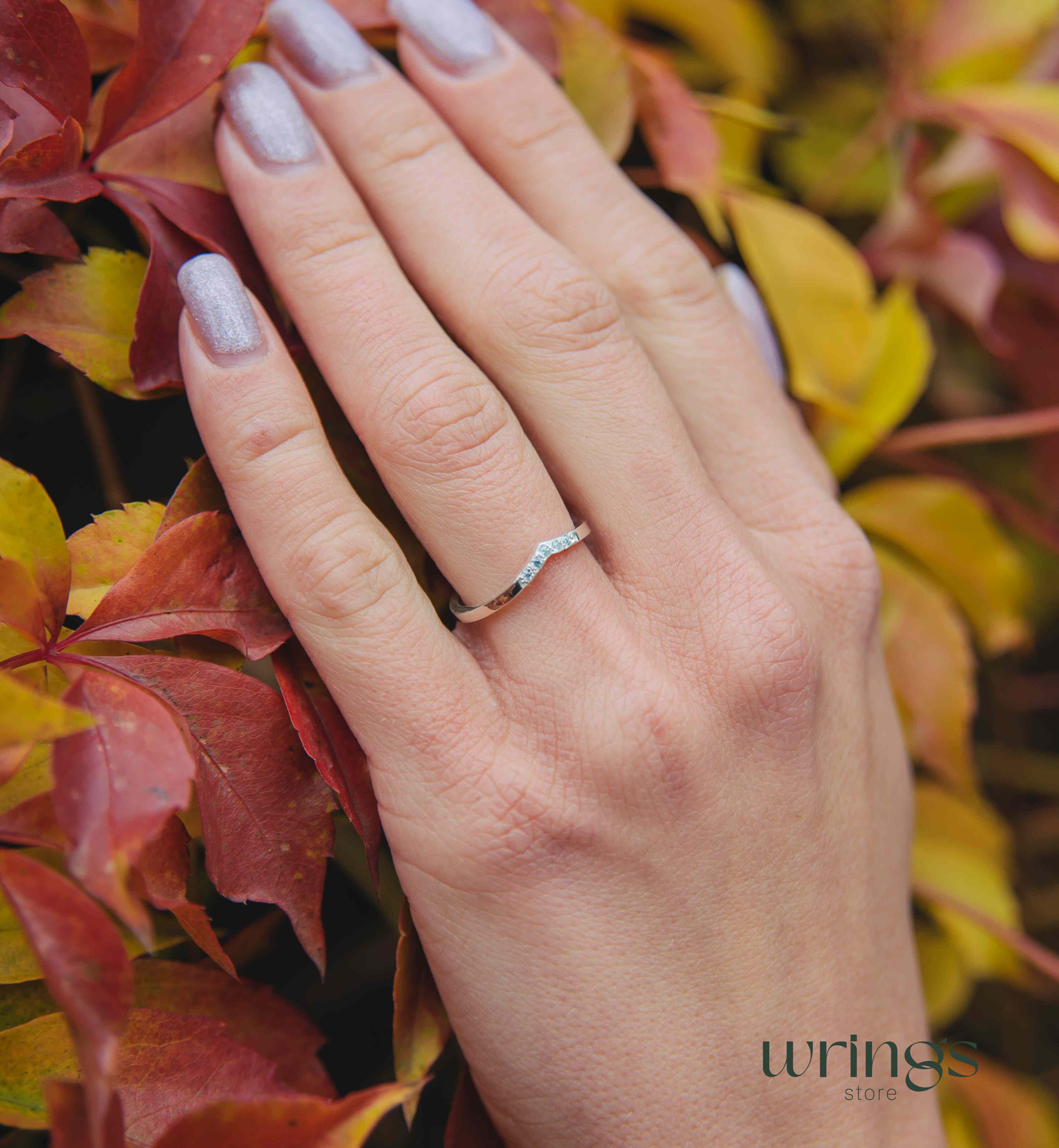 Natural Swiss Topazes Thin Silver Chevron V-ring