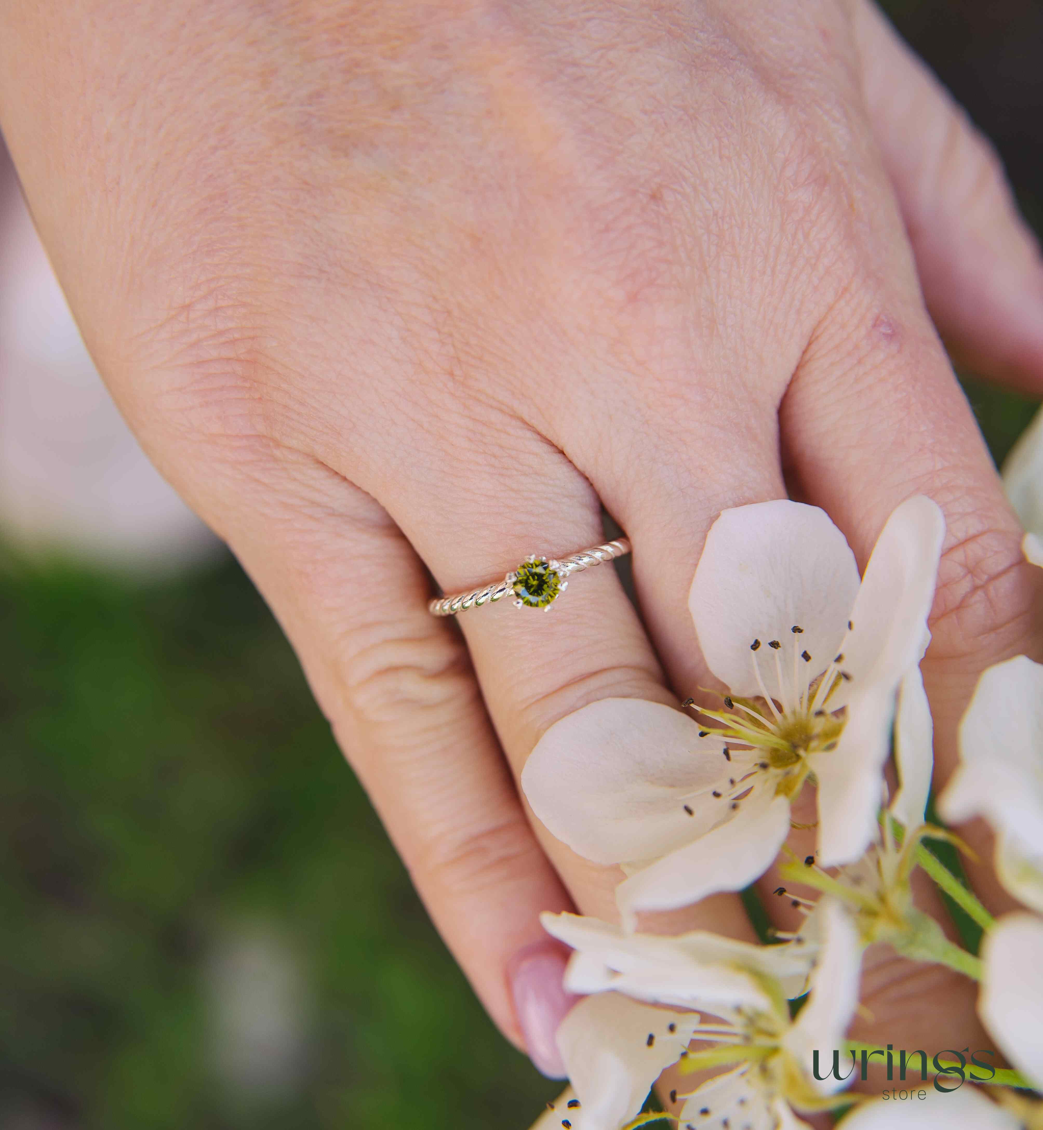 Solitaire Peridot Engagement Ring Silver Rope Band