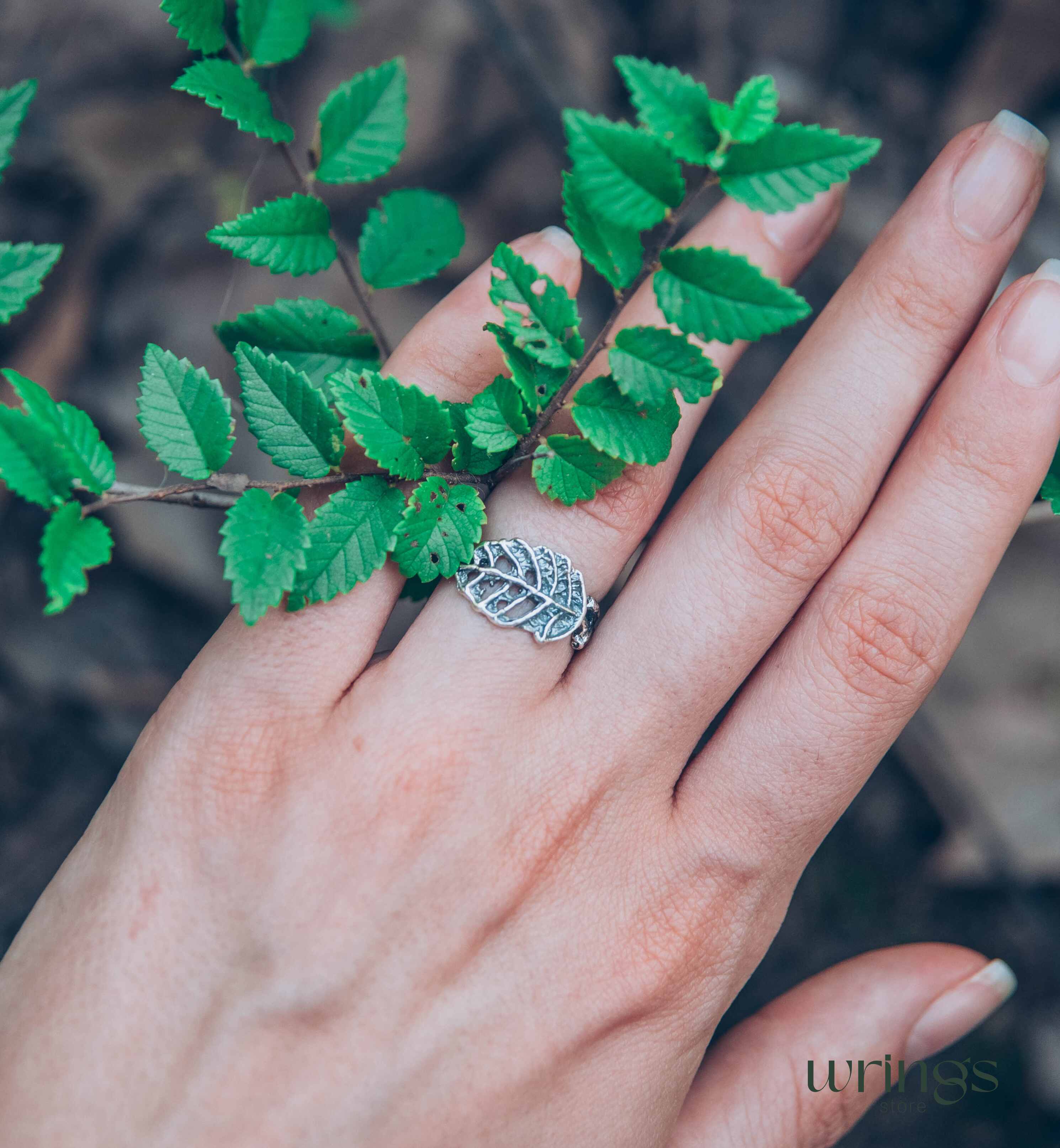 Water in a Wild Leaf Ring in Solid Silver inspired by Nature