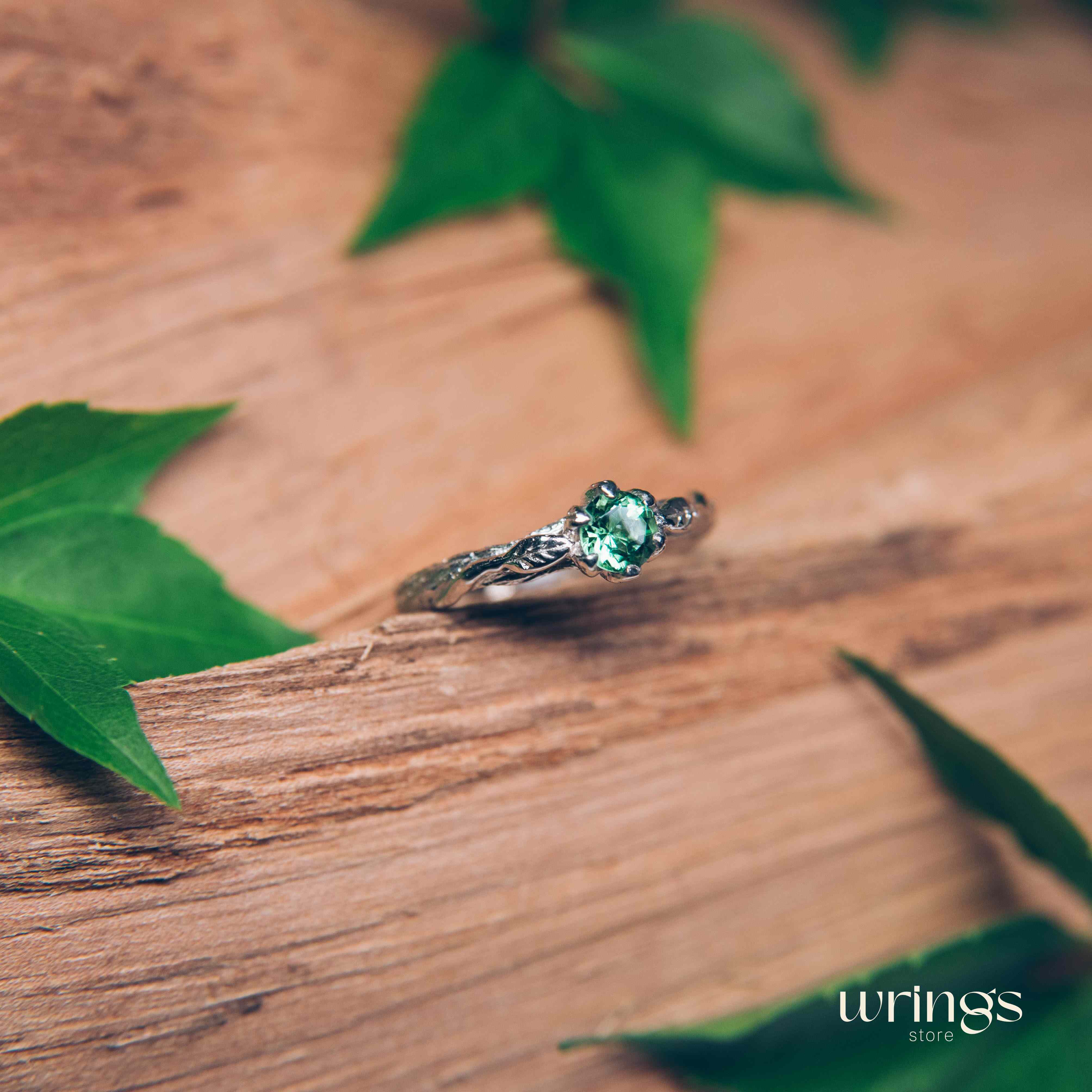 Bright Green Quartz Silver Twig Ring with Side Leaves