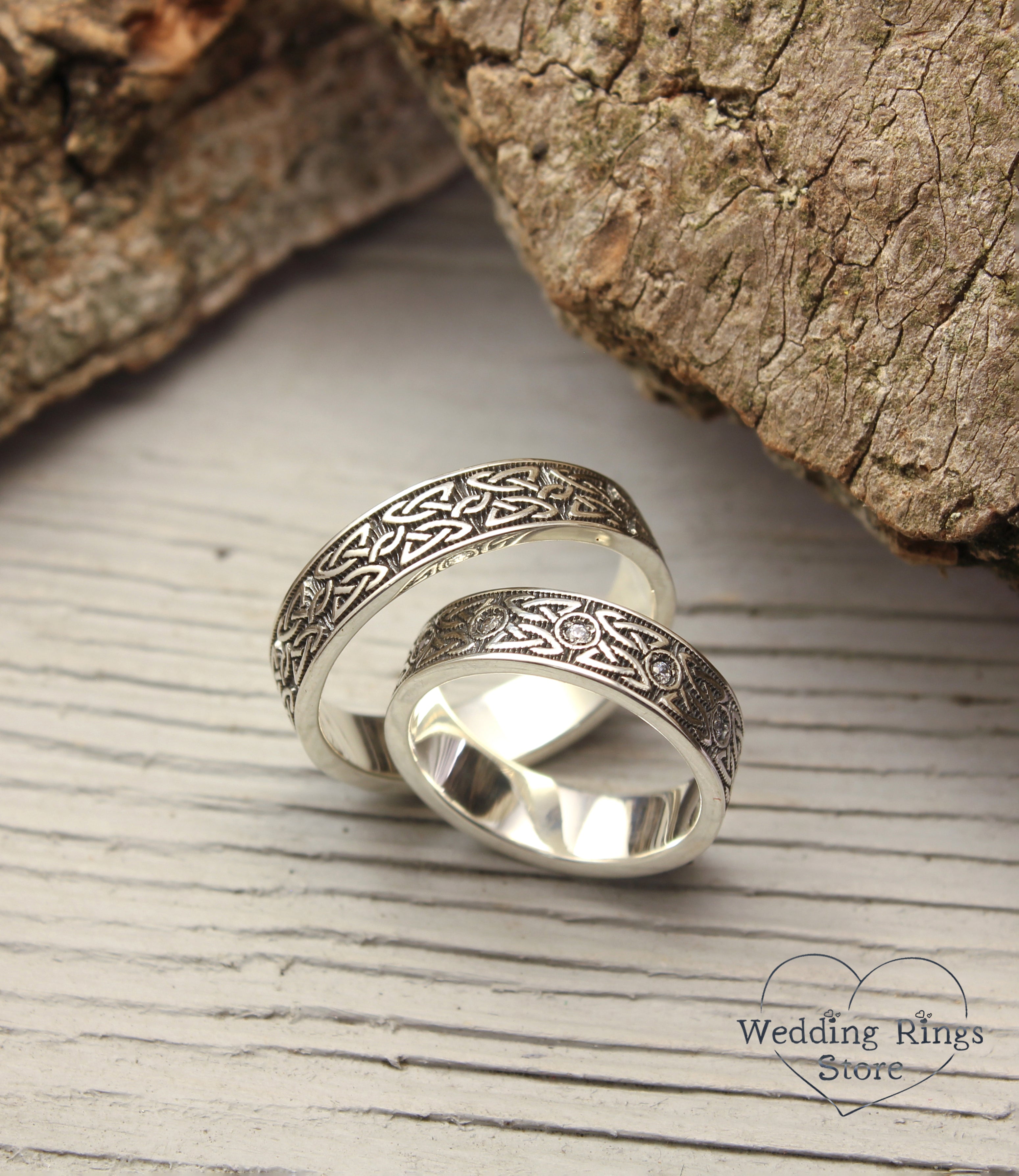 Silver Irish Knot Couple Wedding Rings Set in Vintage Style