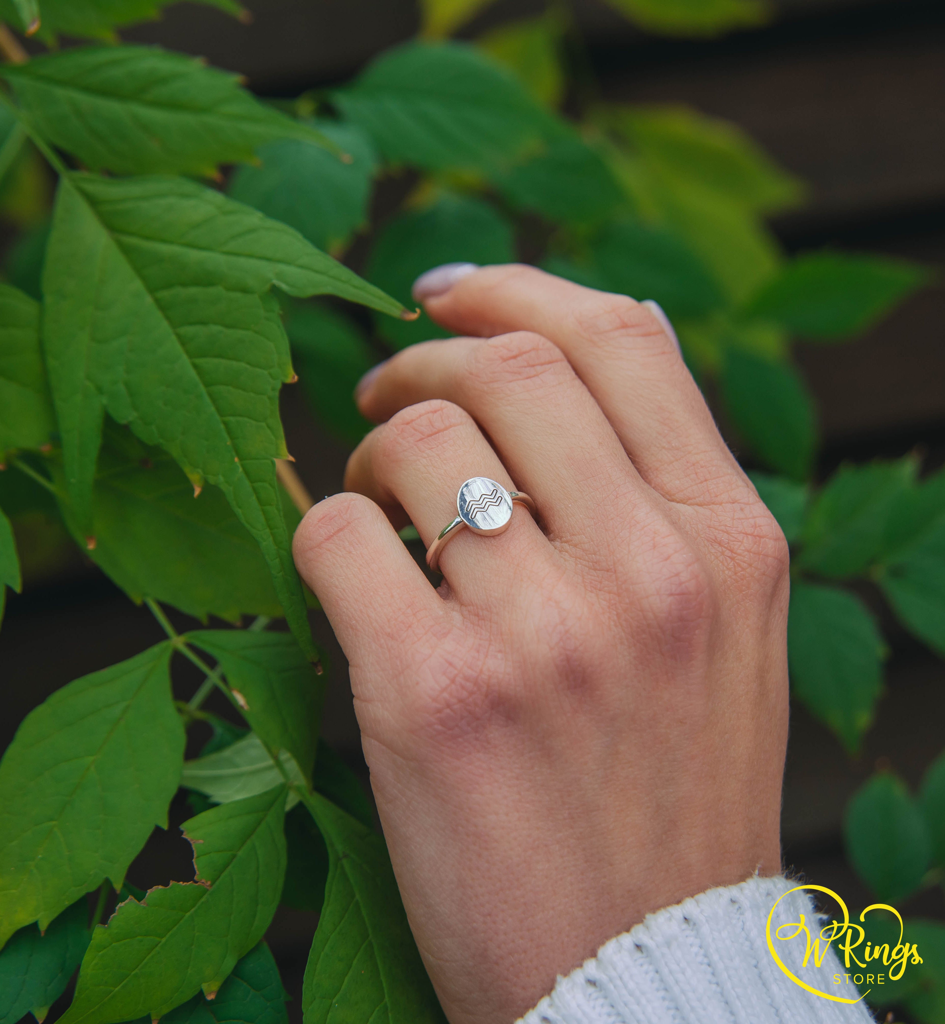 Oval shape Plain & Thin Silver Aquarius Signet Ring