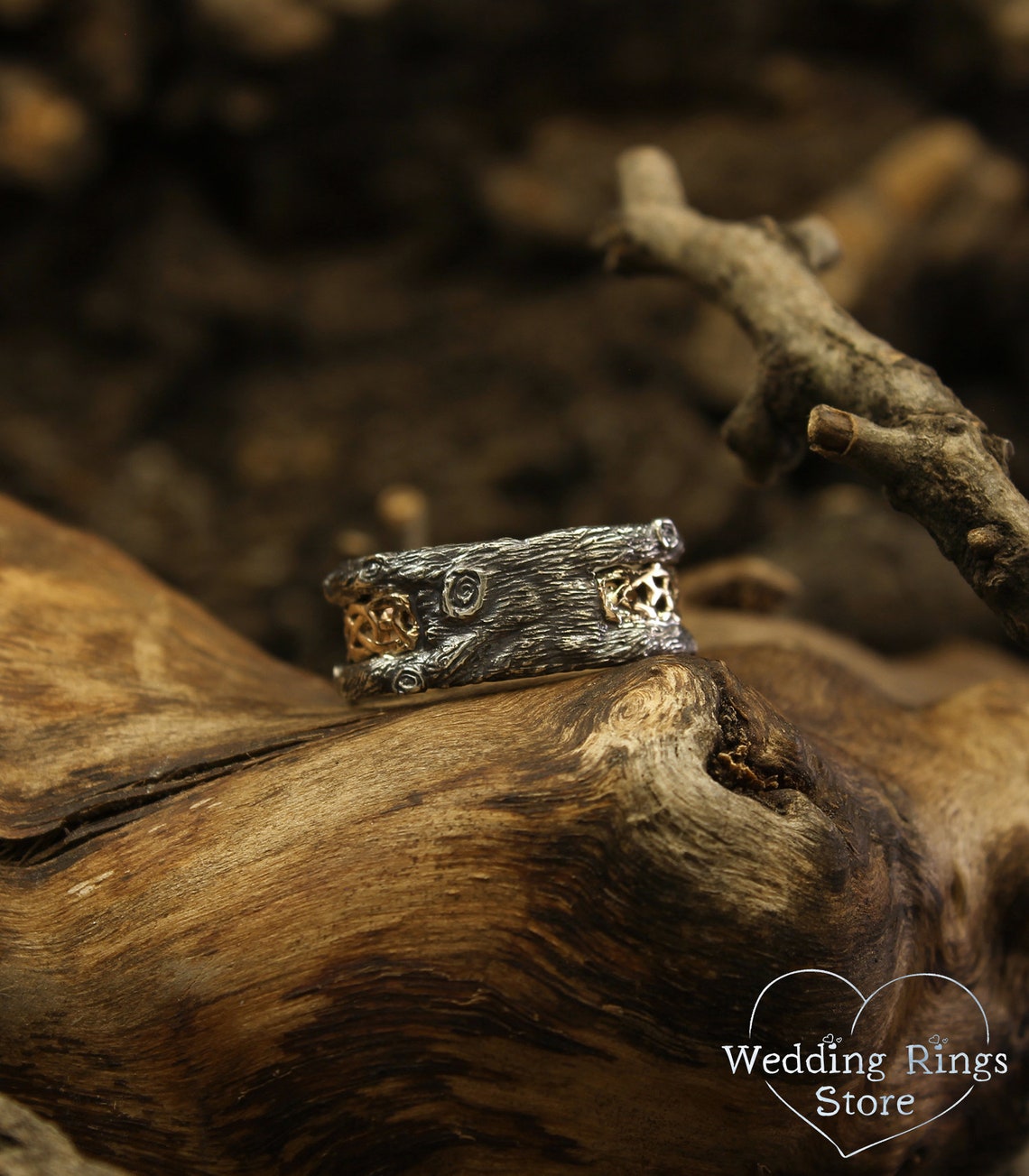 Woodgrain Style and Celtic pattern Mixed Metals Sapphire Wedding Band