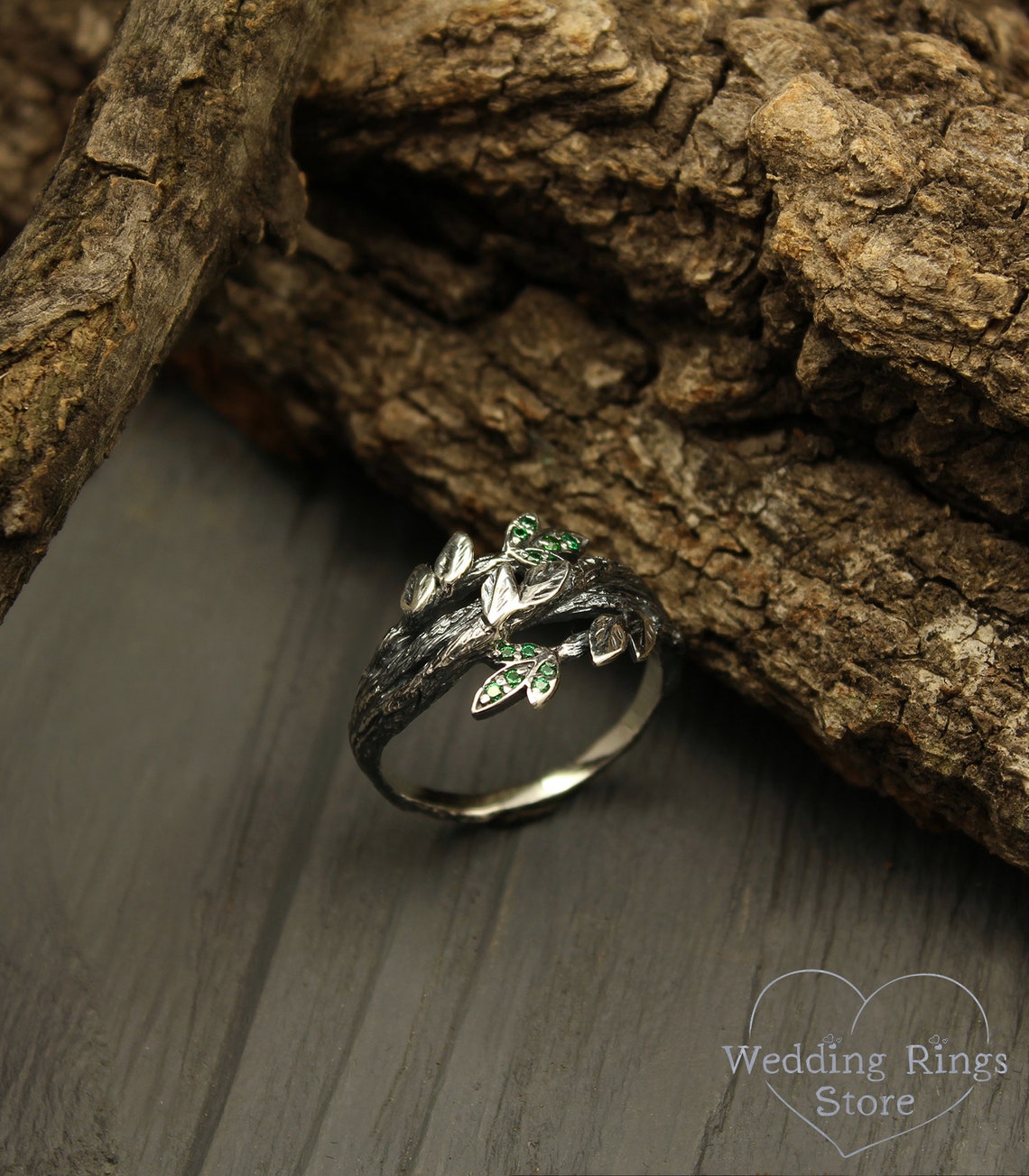 Leaves with Emeralds on the Braided Twigs Ring