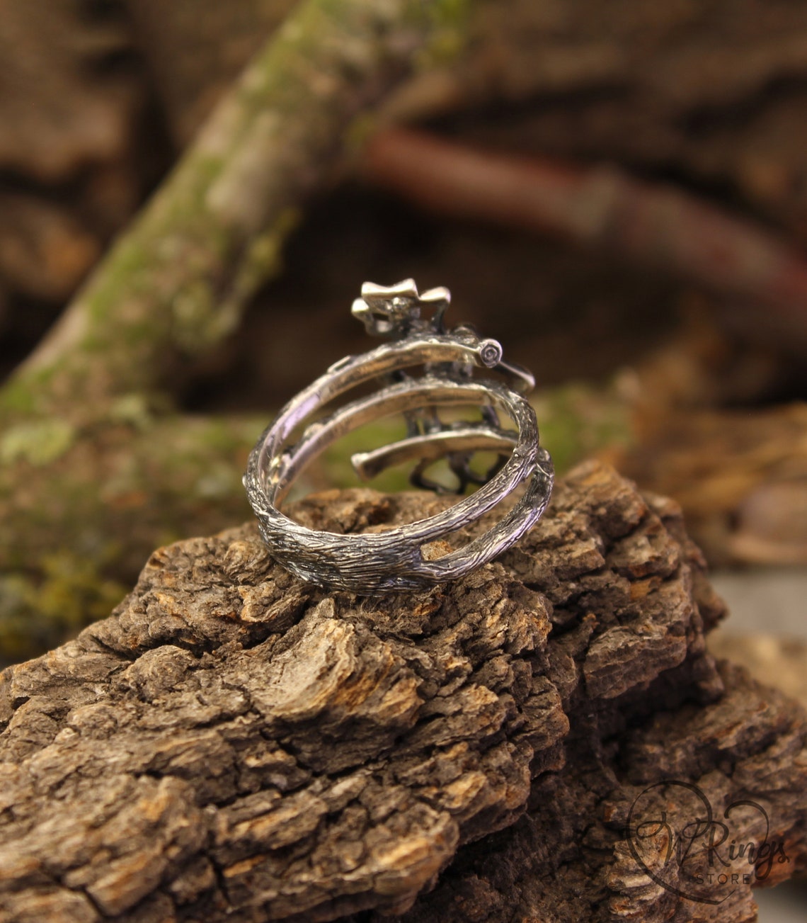 Triple Cubic Zirconia Trefoils on the Silver Branches Ring