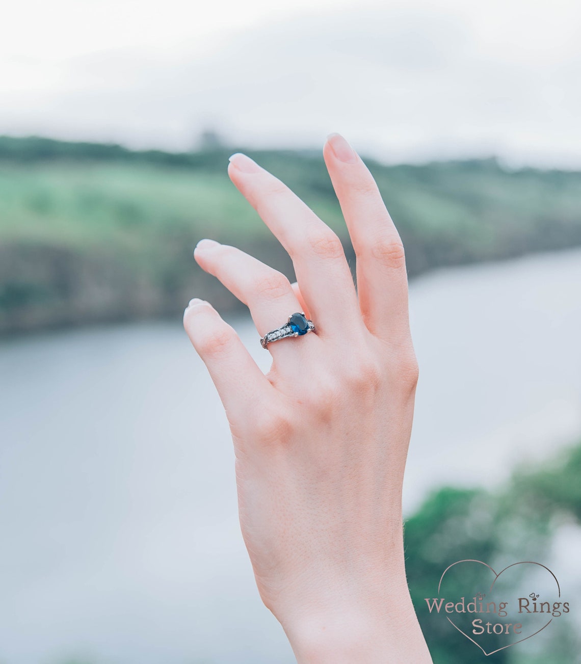 Elegant Sapphire Engagement Ring in Silver imitating Woodbark