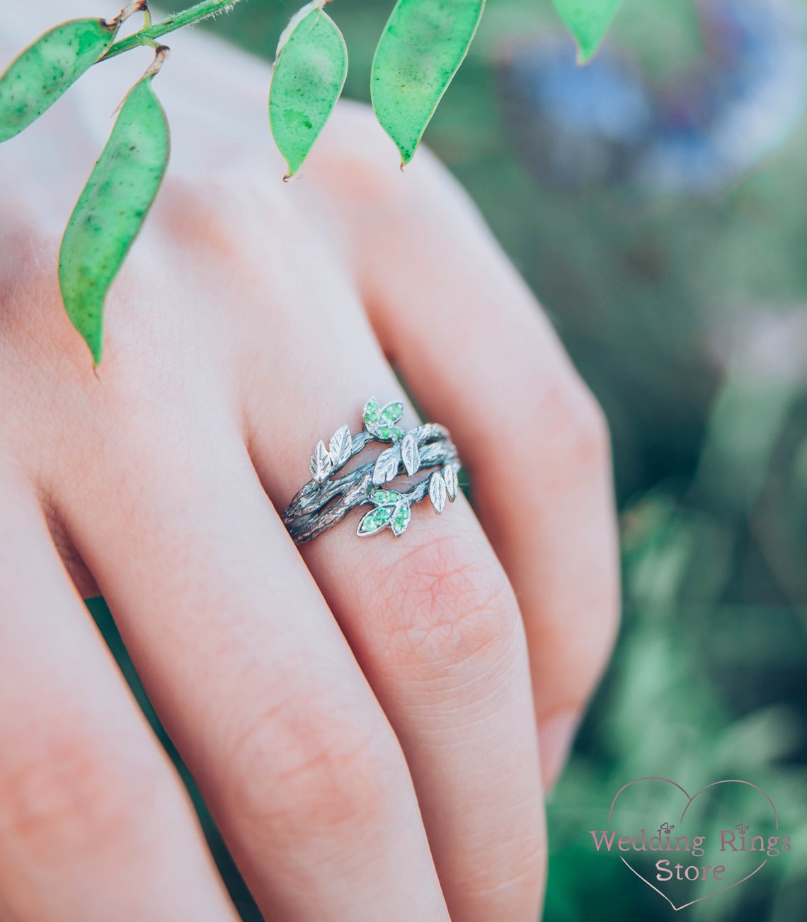 Leaves with Emeralds on the Braided Twigs Ring