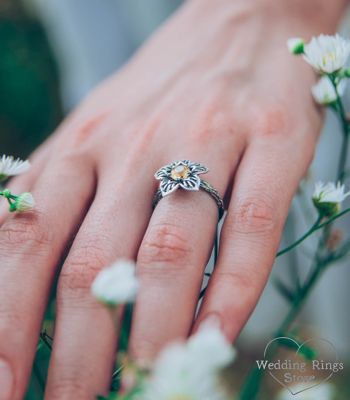 Nature inspired Daffodil Birth Flower Ring with Citrine