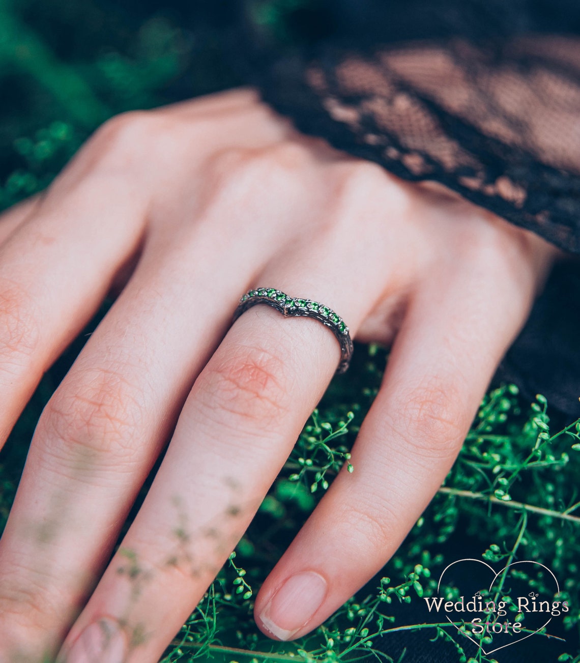 Delicate Tiny Sterling Silver V-Ring with Emeralds for Women