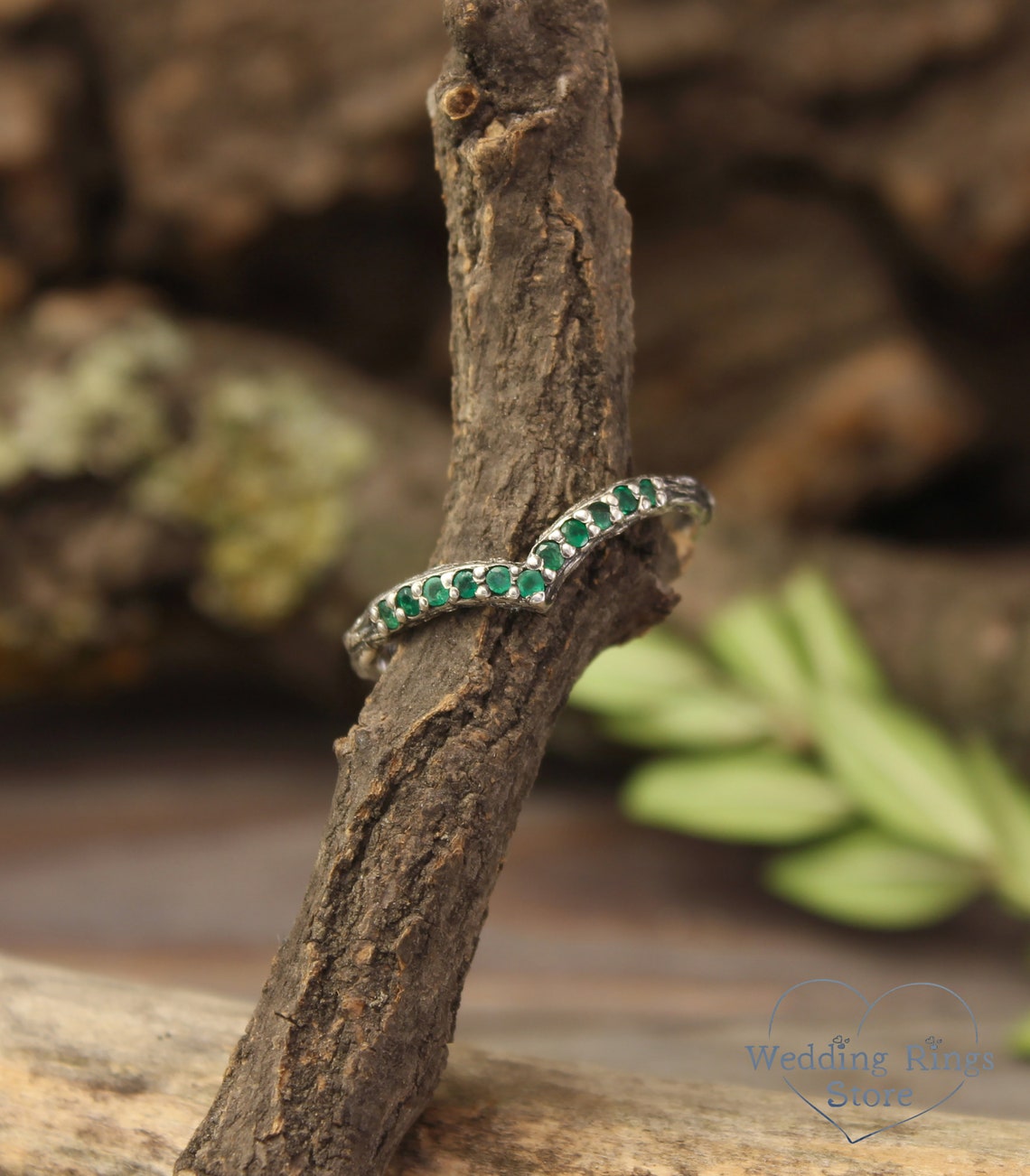 Delicate Tiny Sterling Silver V-Ring with Emeralds for Women