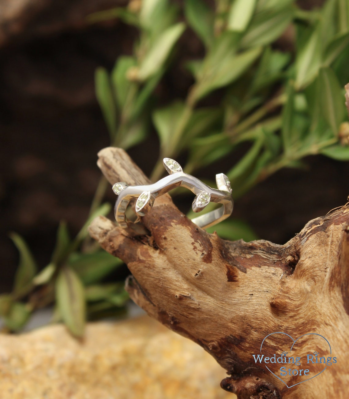 Thin Wave Twig Ring with Delicate Leaves of Natural Peridot