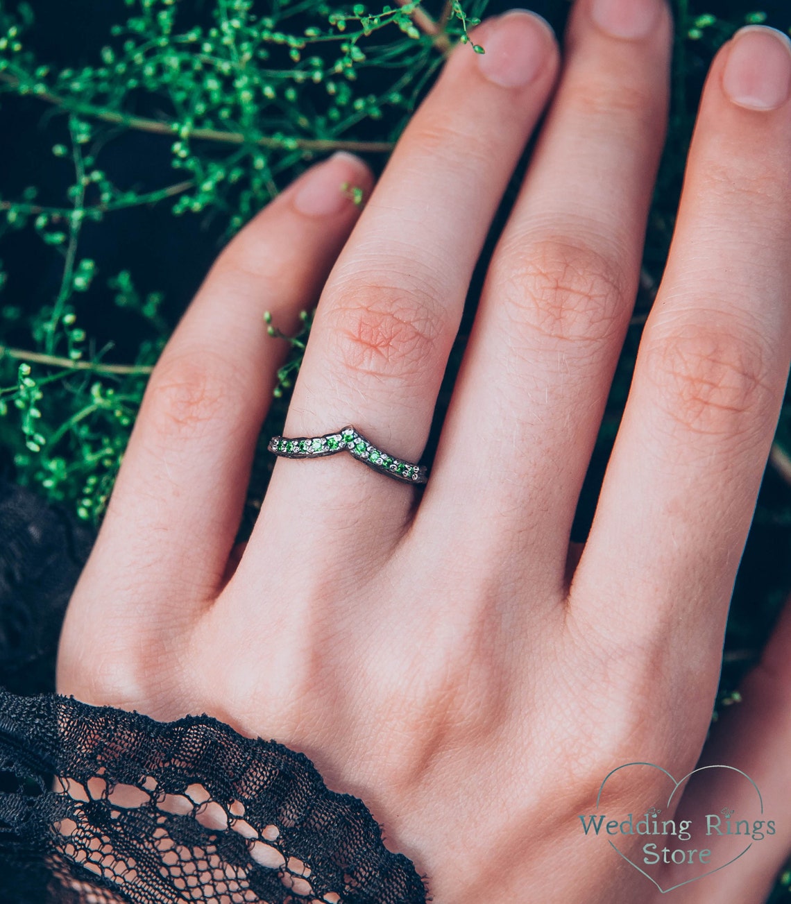 Delicate Tiny Sterling Silver V-Ring with Emeralds for Women