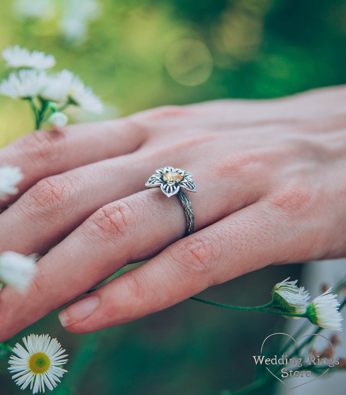 Nature inspired Daffodil Birth Flower Ring with Citrine