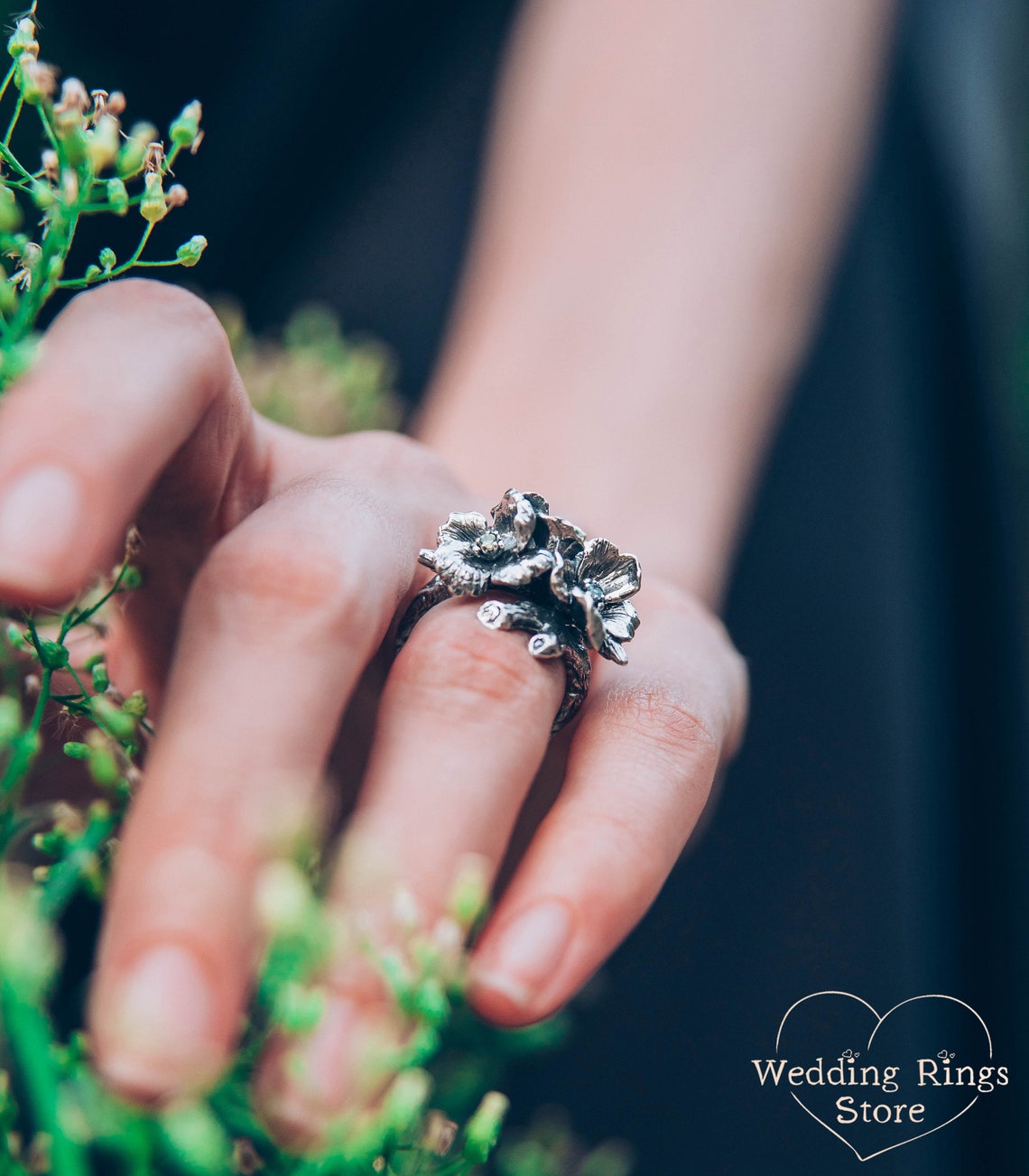 Silver Catchy Large Flowers Cocktail Ring with Multi Gemstones