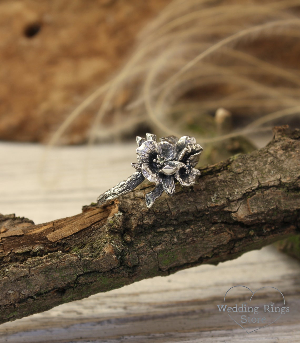 Silver Catchy Large Flowers Cocktail Ring with Multi Gemstones