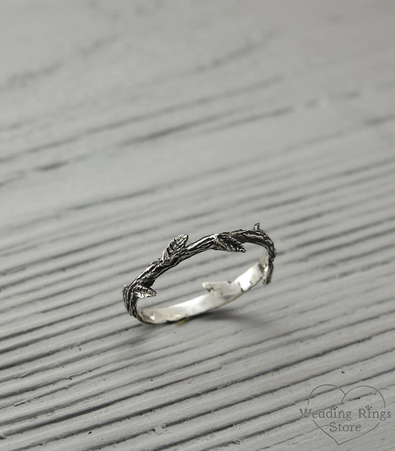 Sticking Leaves Minimalist Branch Silver Ring