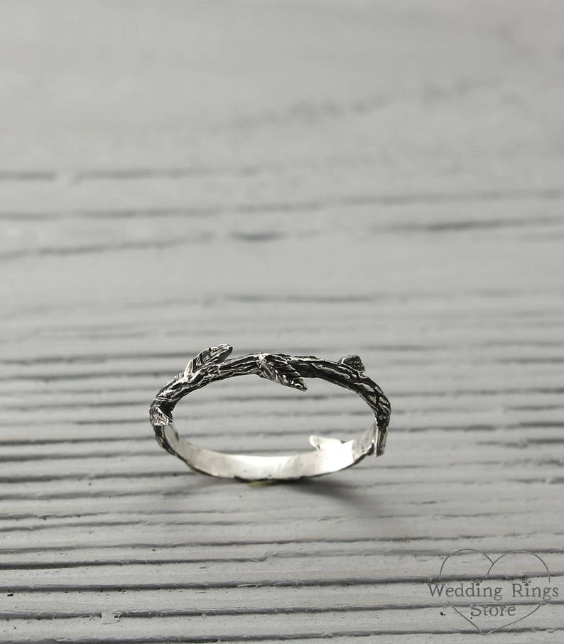 Sticking Leaves Minimalist Branch Silver Ring