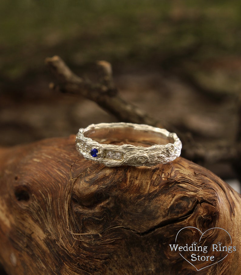 Unusual Tree bark Sapphire Wedding Ring adorned with side CZ Accents