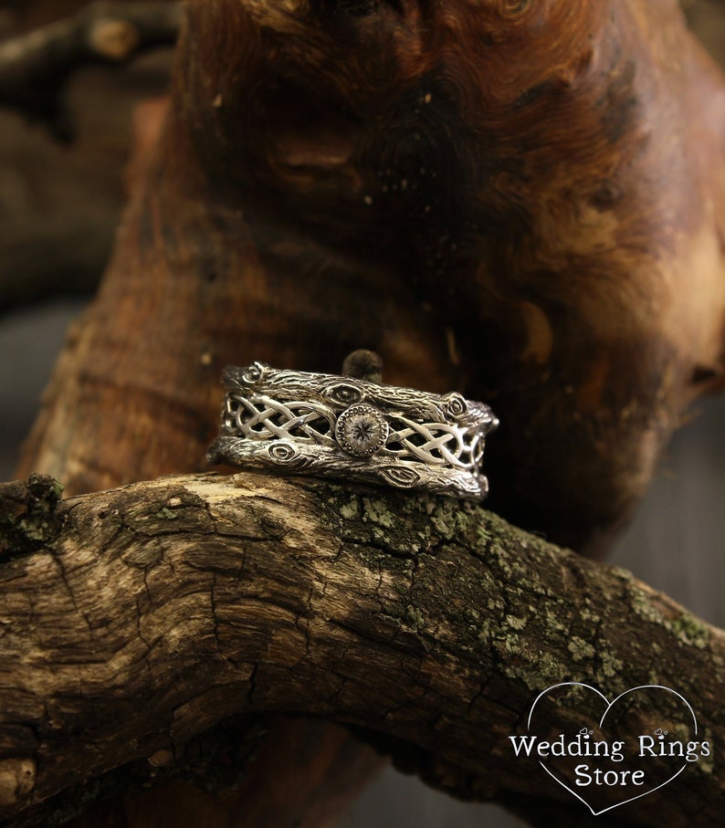 Unique Vintage style Celtic Tree Band with Gemstone