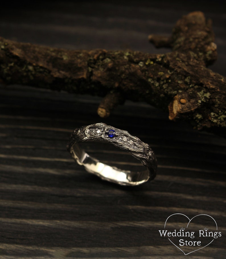 Unusual Tree bark Sapphire Wedding Ring adorned with side CZ Accents