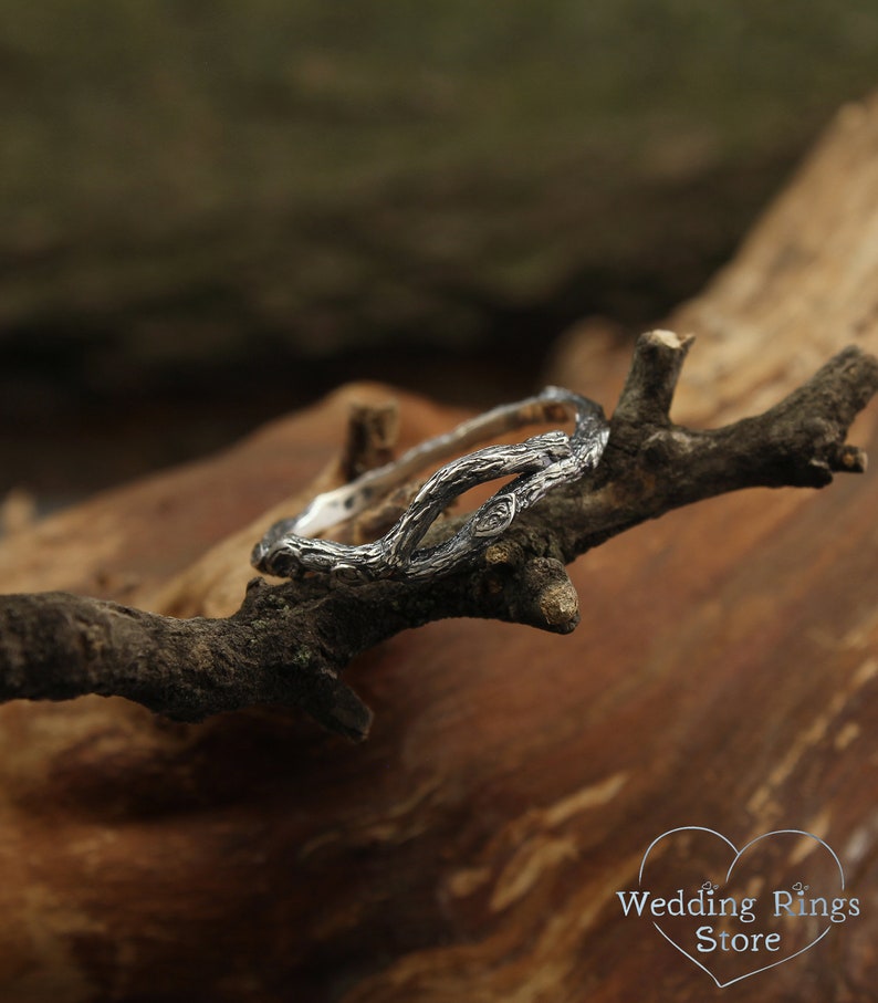 Small Branch & Knot Silver Everyday Ring