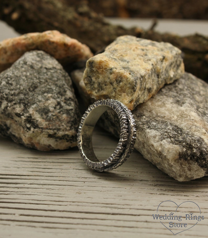 Tree bark texture Rustic Silver Wedding Ring