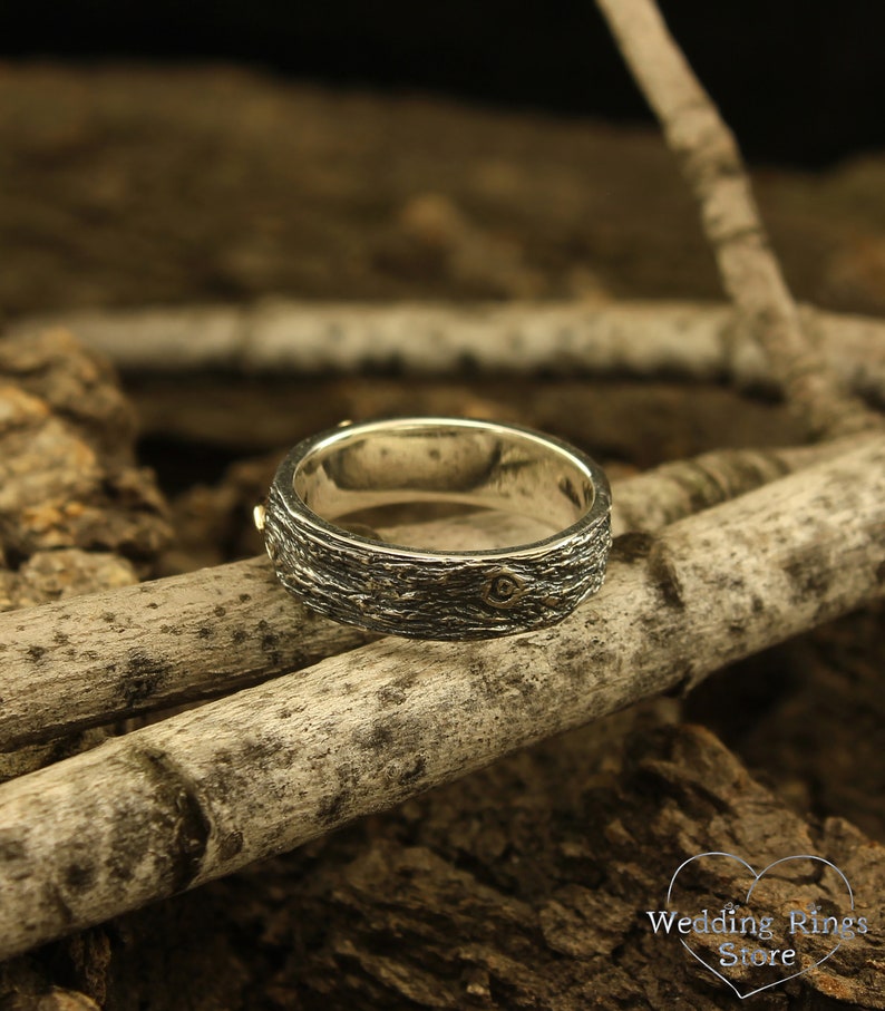 Tree bark Wedding Ring with three Leaves in Mixed Metals