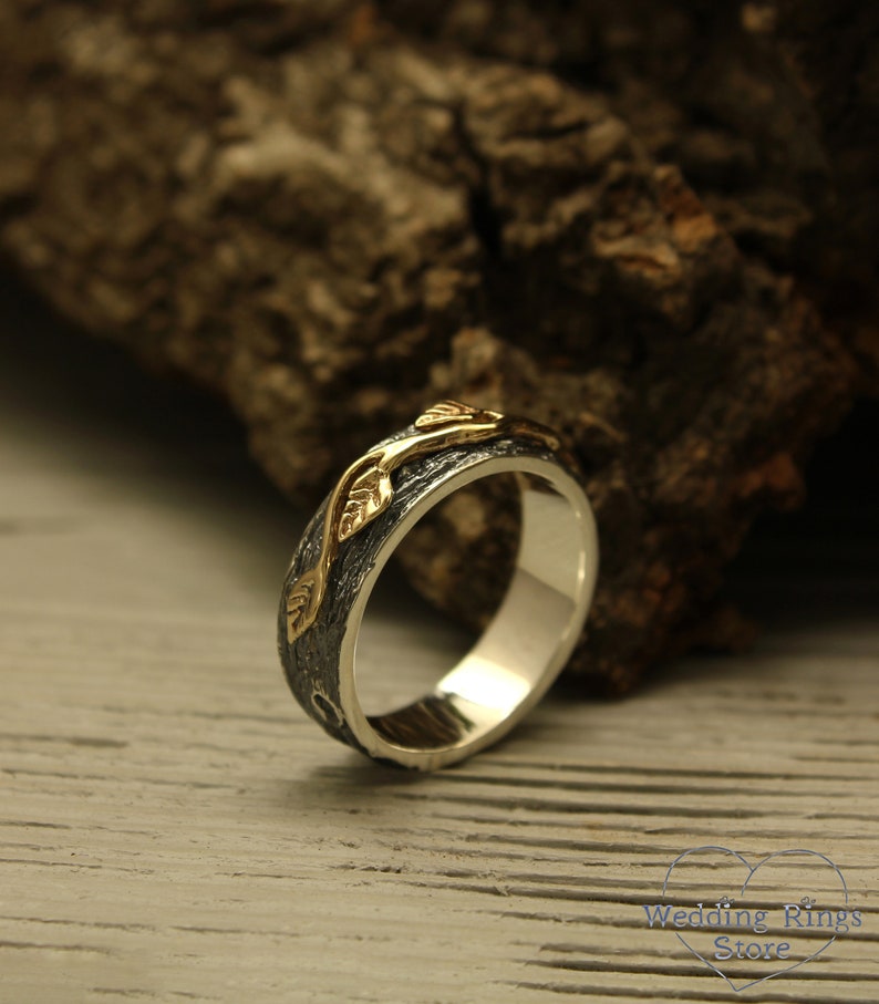 Tree bark Wedding Ring with three Leaves in Mixed Metals