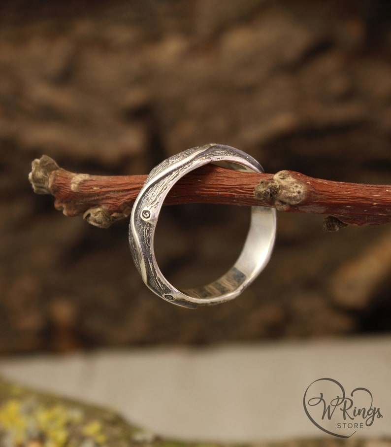 Unique Wavy line & Tree bark Fine Heavy Silver Ring