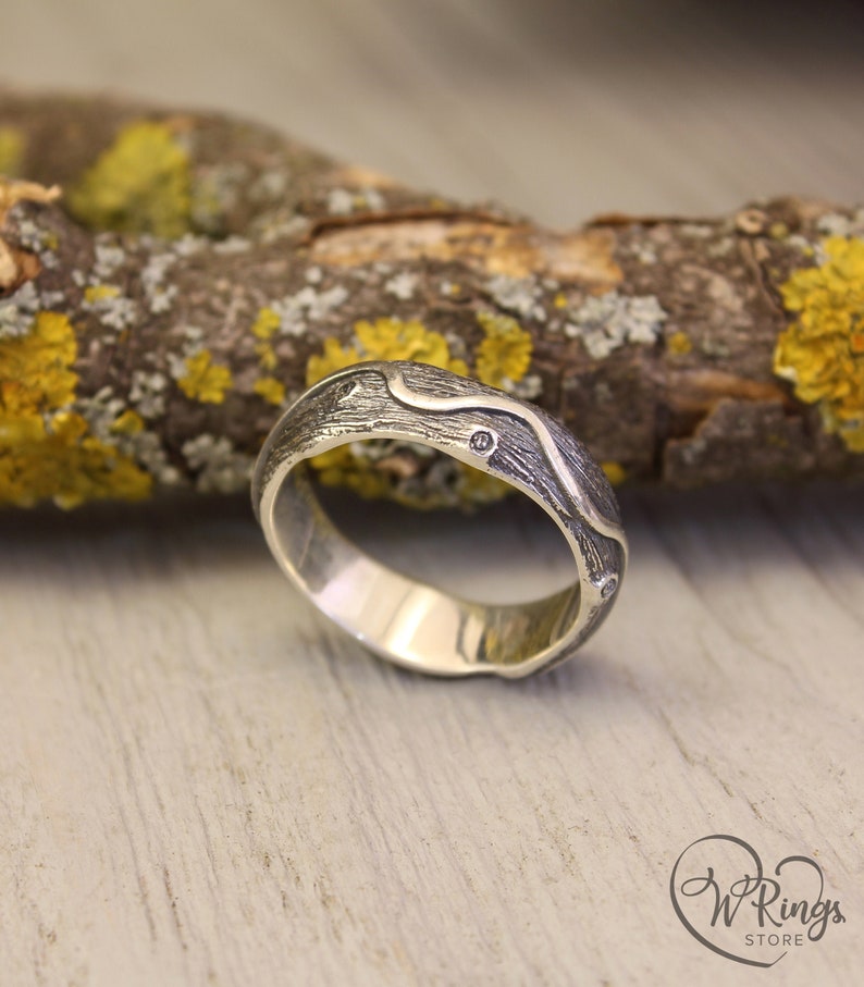 Unique Wavy line & Tree bark Fine Heavy Silver Ring