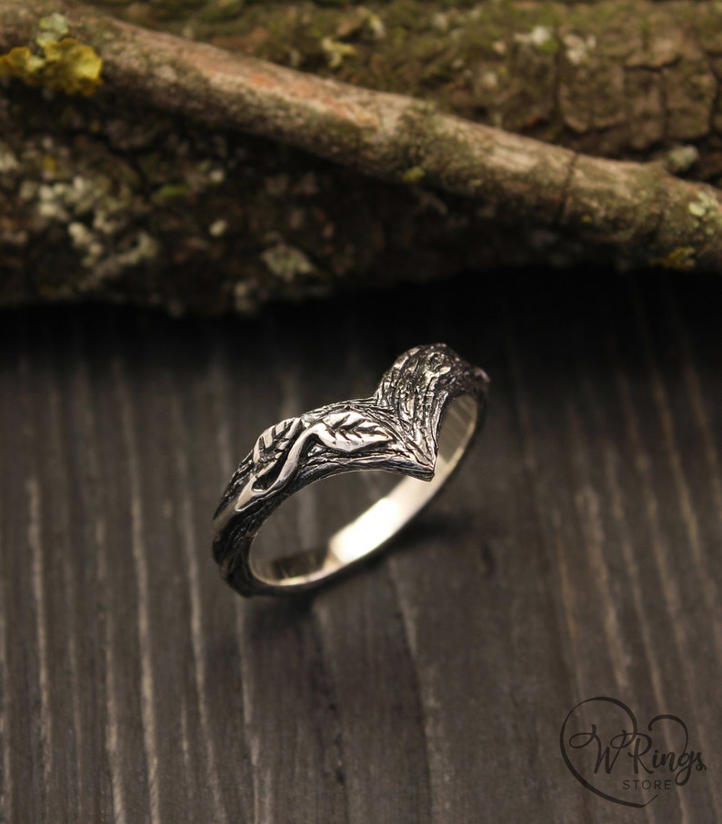 Two Leaves on Forest Tree Chevron Silver Ring