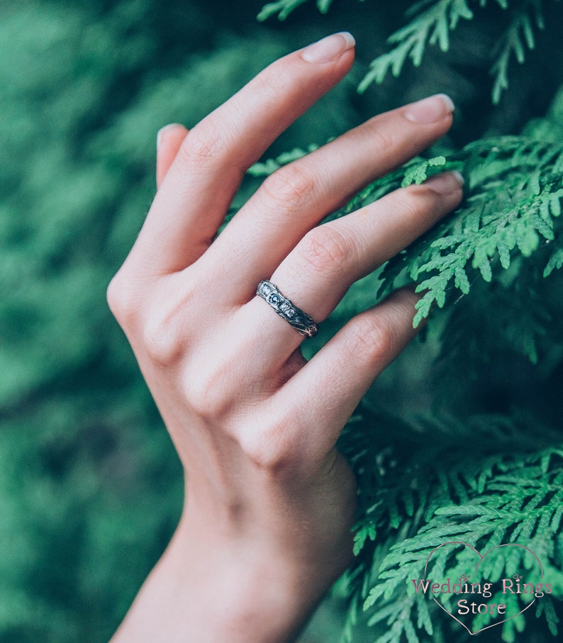 Unusual Tree bark Sapphire Wedding Ring adorned with side CZ Accents