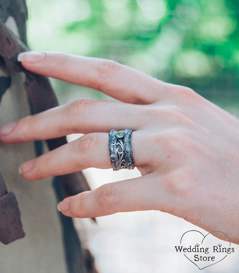 Vintage Silver Tree & Knot Emerald Wedding Band