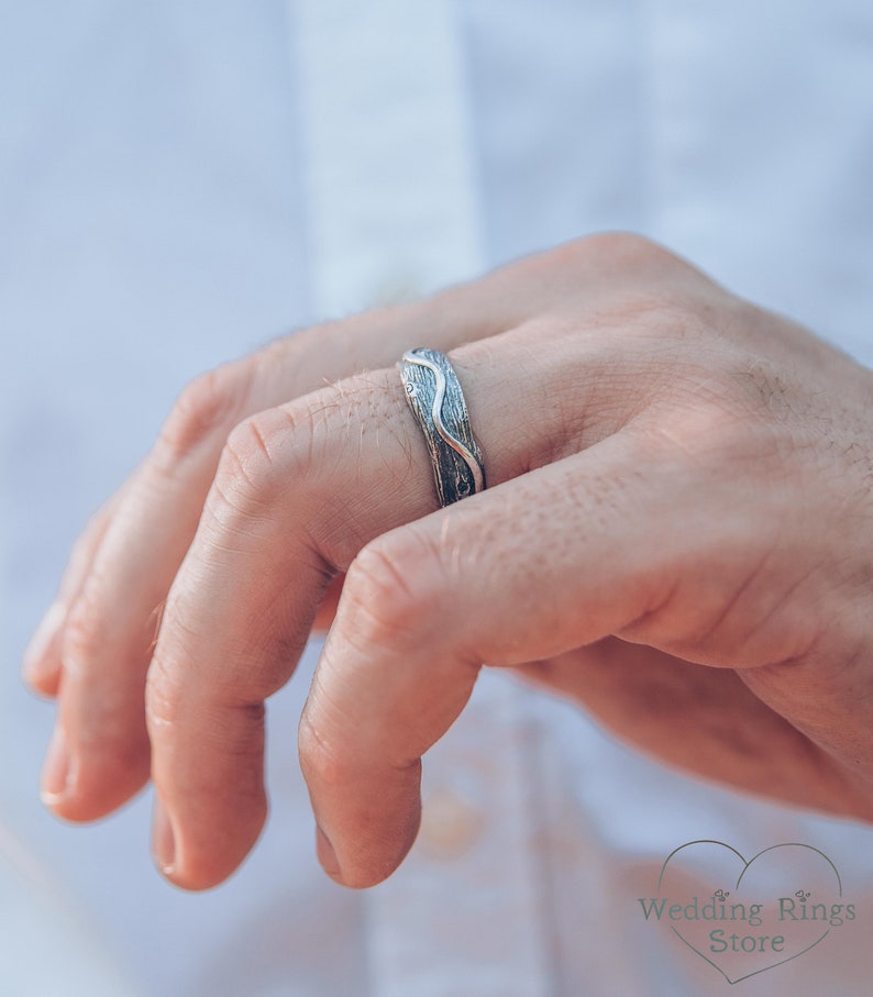 Unique Wavy line & Tree bark Fine Heavy Silver Ring