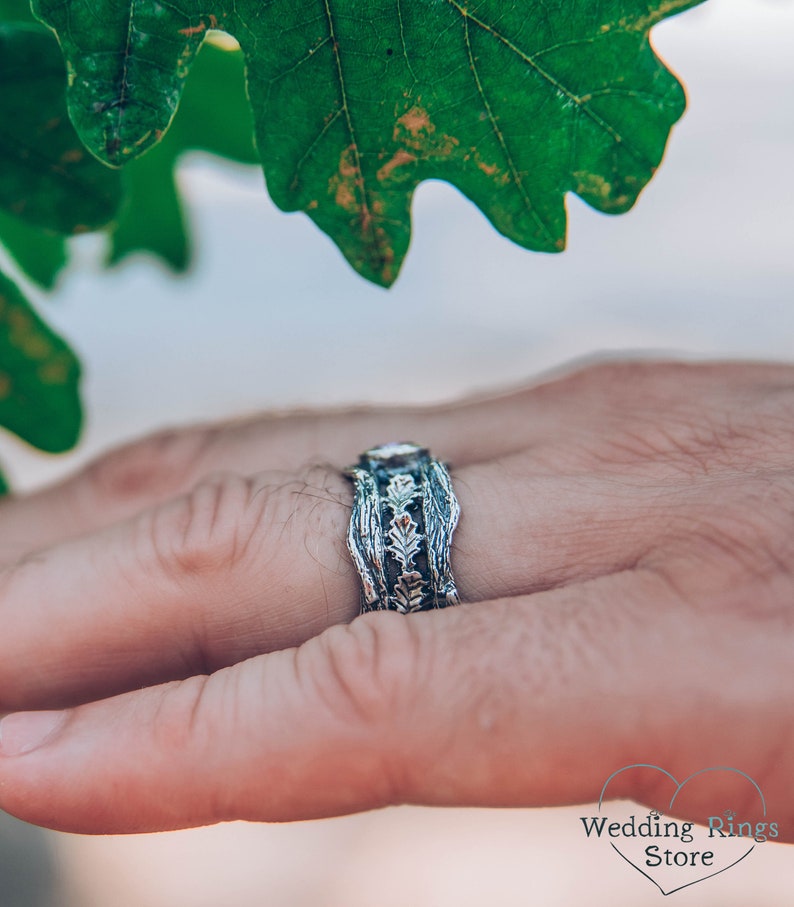 Oak Leaves in Wide Silver Ring with Amethyst