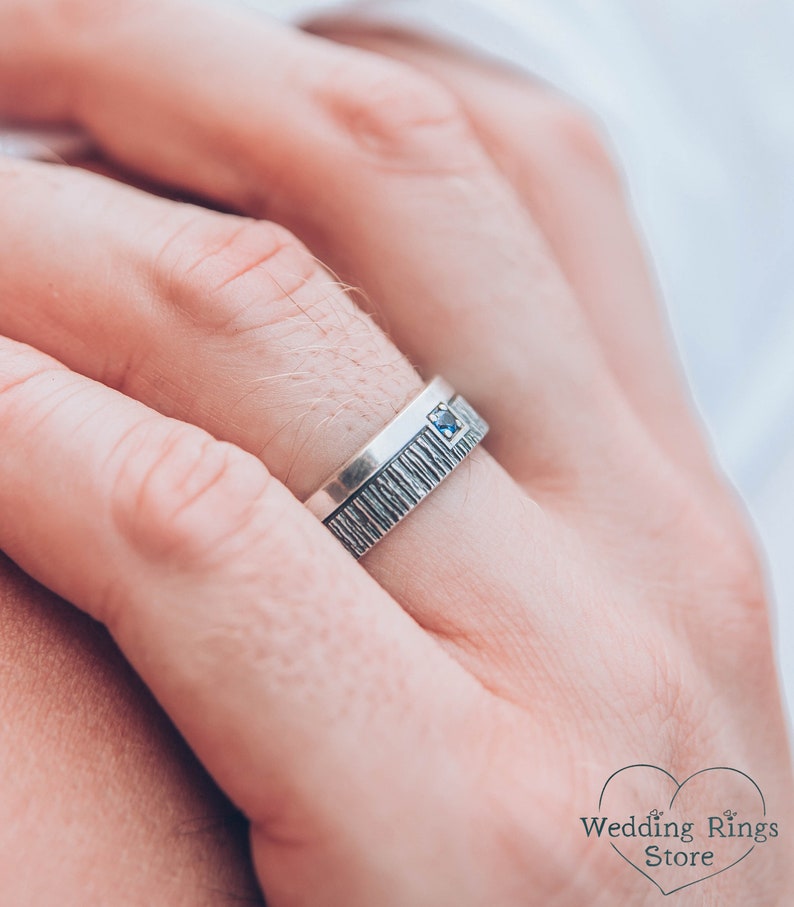 Silver two-level Sapphire Ring with Classic Strip and Tree bark