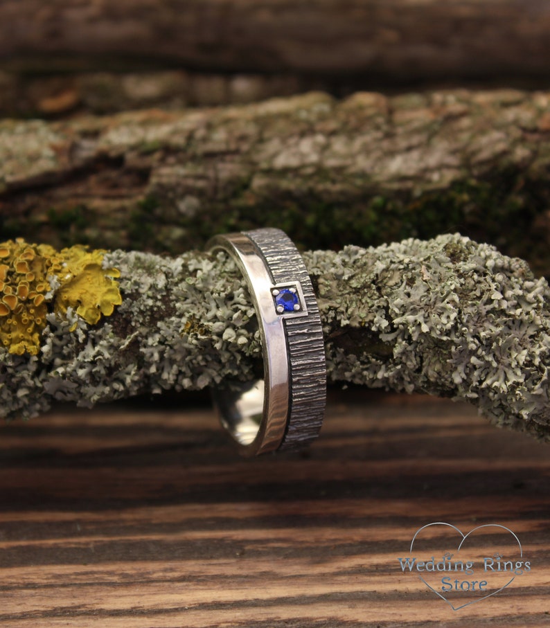 Silver two-level Sapphire Ring with Classic Strip and Tree bark