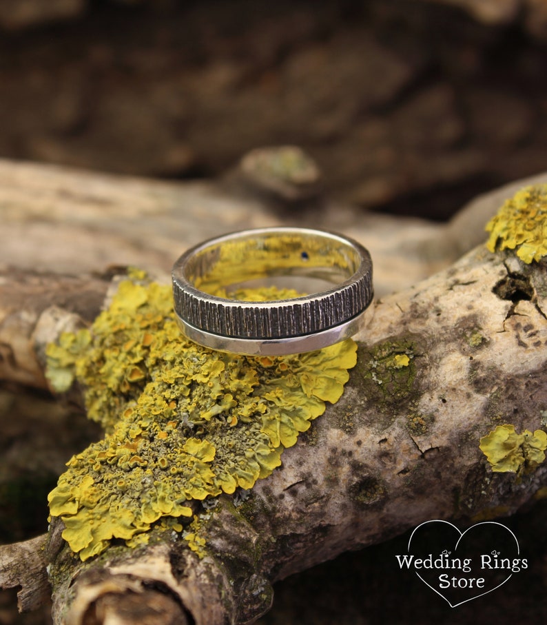 Silver two-level Sapphire Ring with Classic Strip and Tree bark