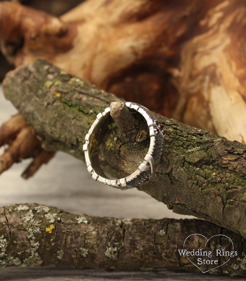 Silver Tree bark with cross Garnets Ring for Men and Women