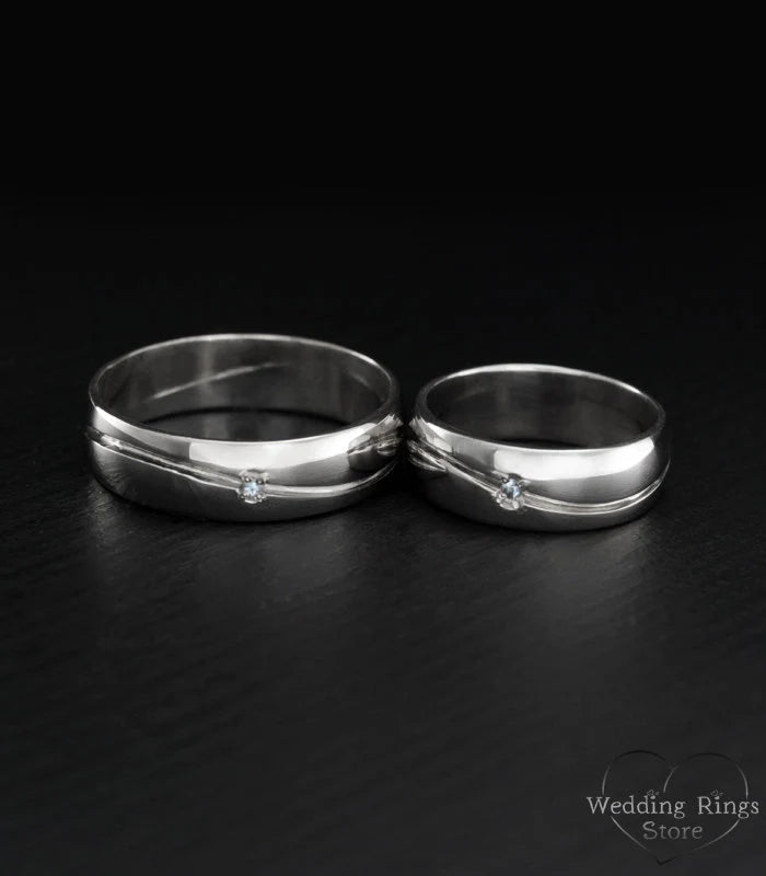 Stone and Wave Wedding Rings Set His & Hers in Silver