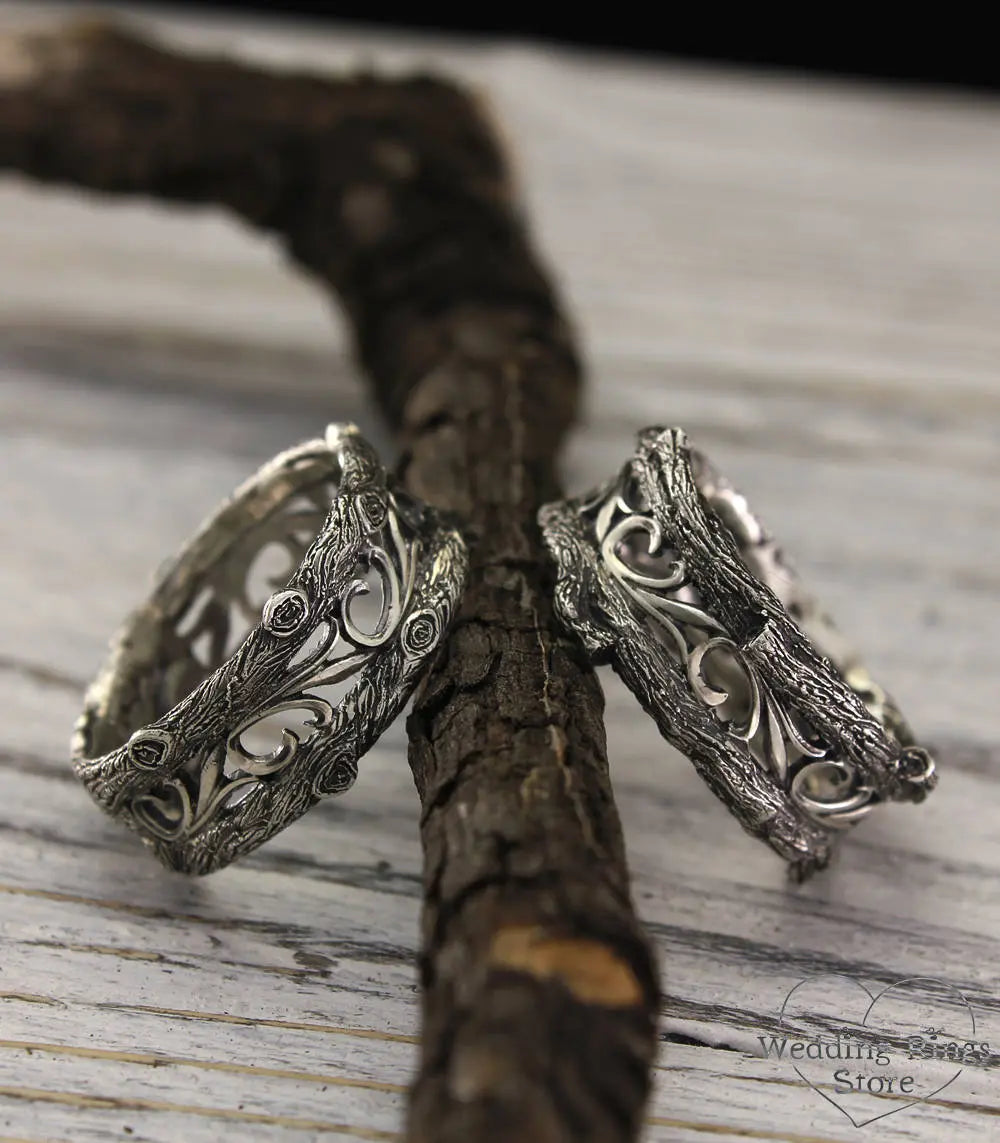 Forest Tree Wedding Bands in Vintage style — His and Her Rings Set