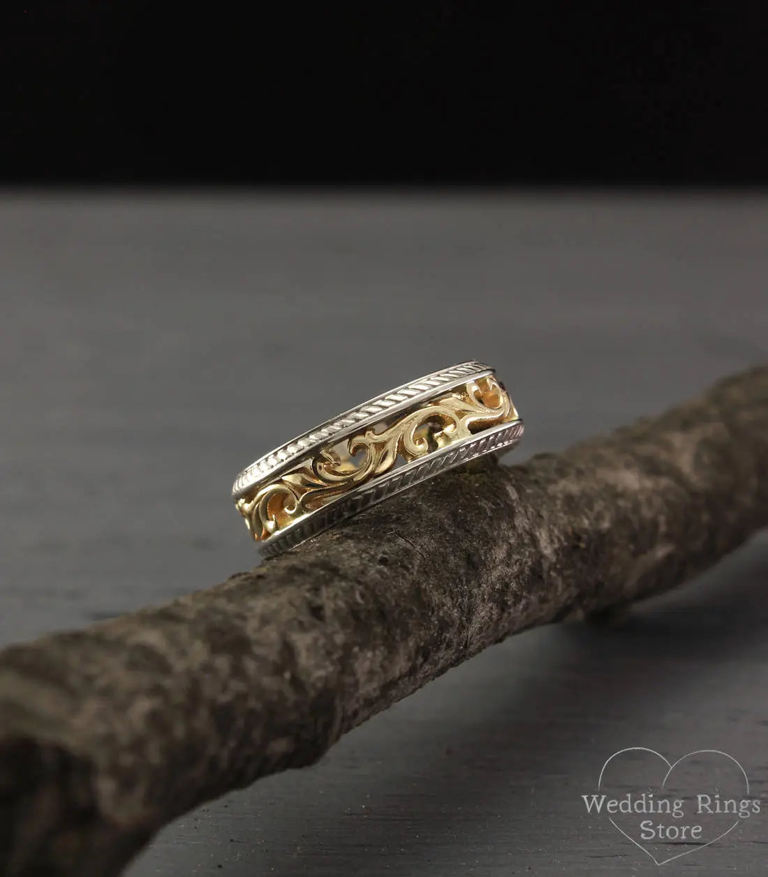 Special Vintage style Vine Wedding Band in Mixed metals