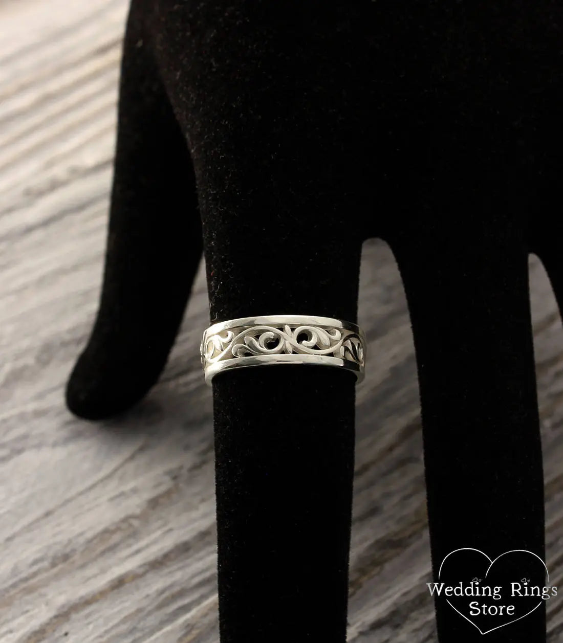 Vintage style Wedding Band — Silver Nature Ring