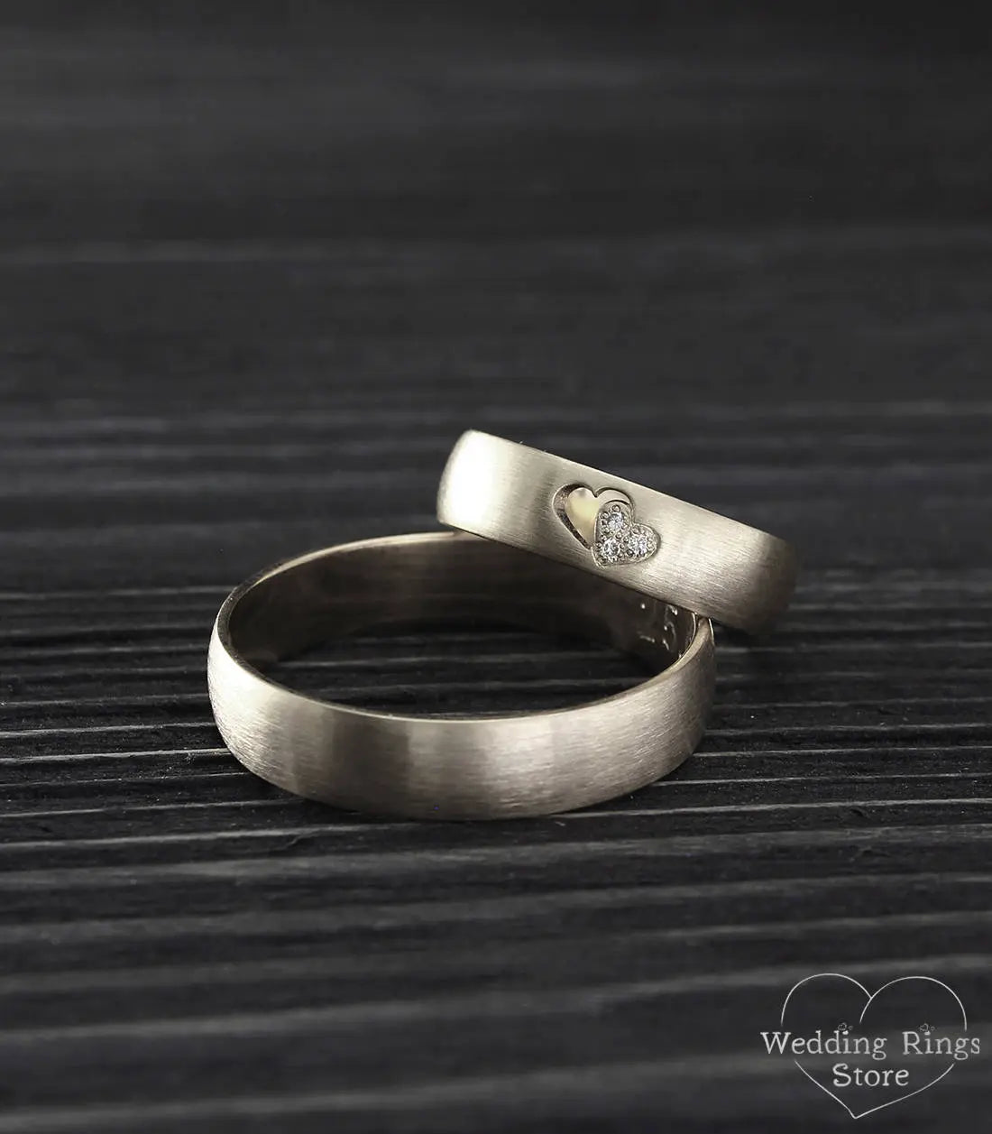 Traditional Plain Diamond Wedding Bands Set for Couples