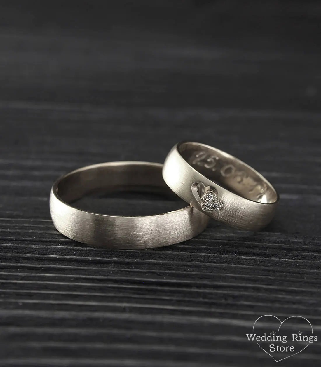 Traditional Plain Diamond Wedding Bands Set for Couples