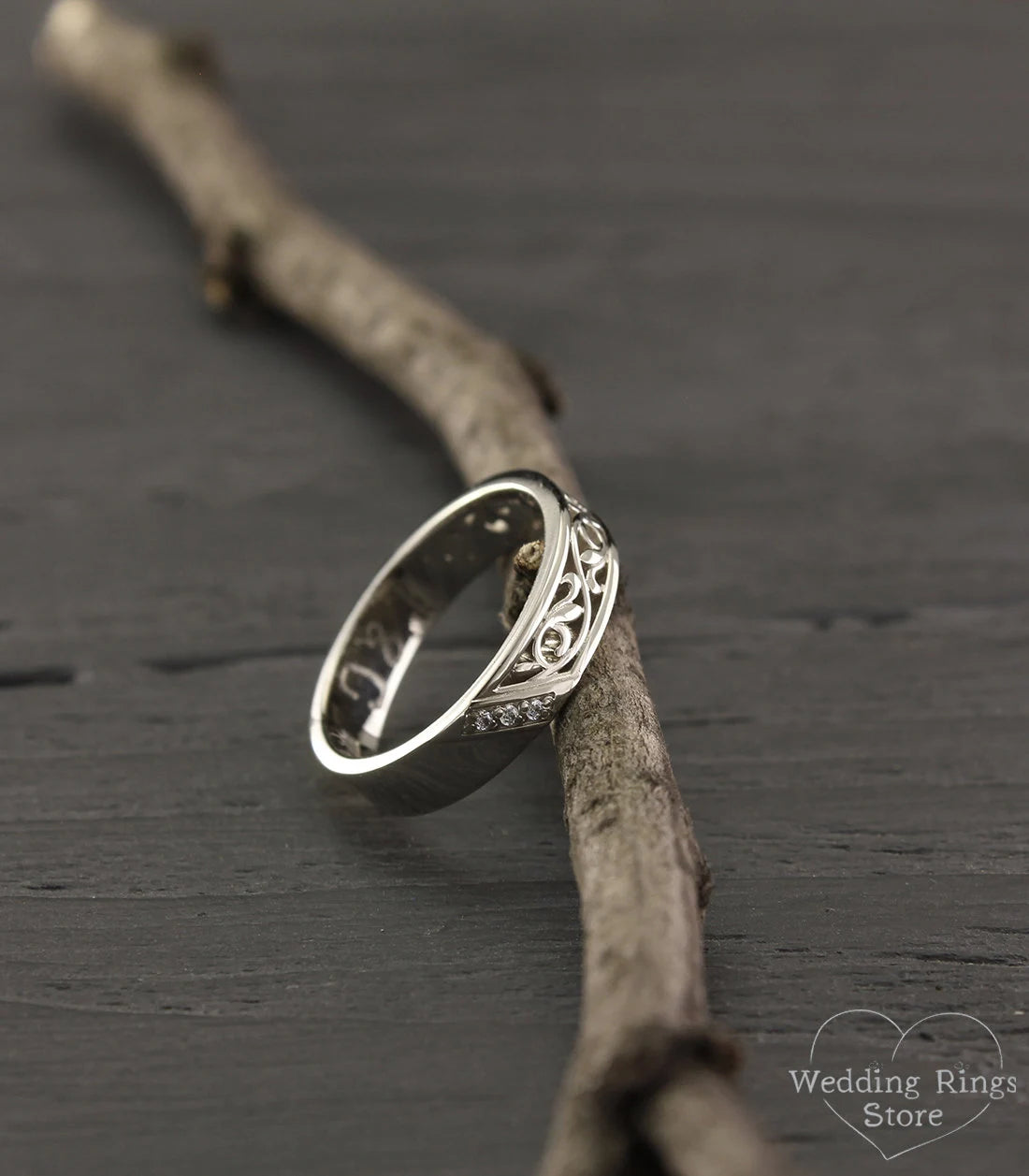 Vine small Wedding Band with Diamonds — Vintage style Silver Ring