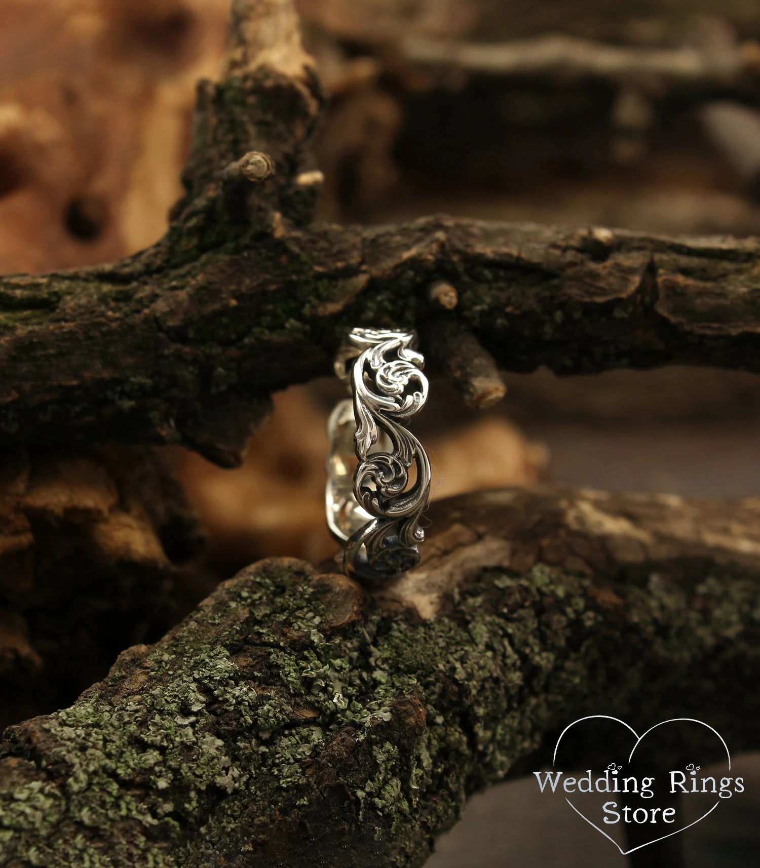 Women's Silver Vine Wedding Ring in Vintage Style