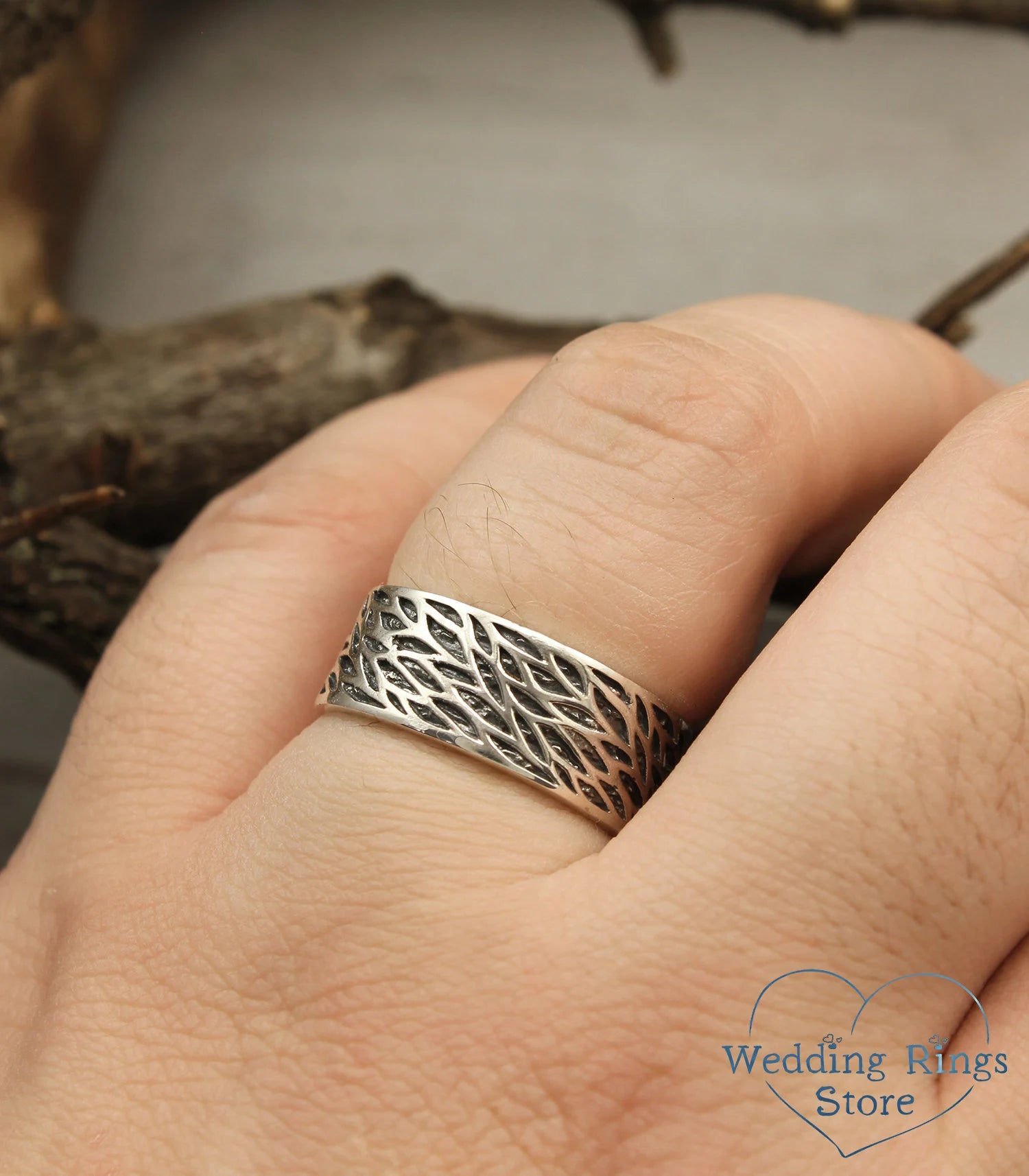 Stylish Leaves Sterling Silver Wedding Band in Vintage style