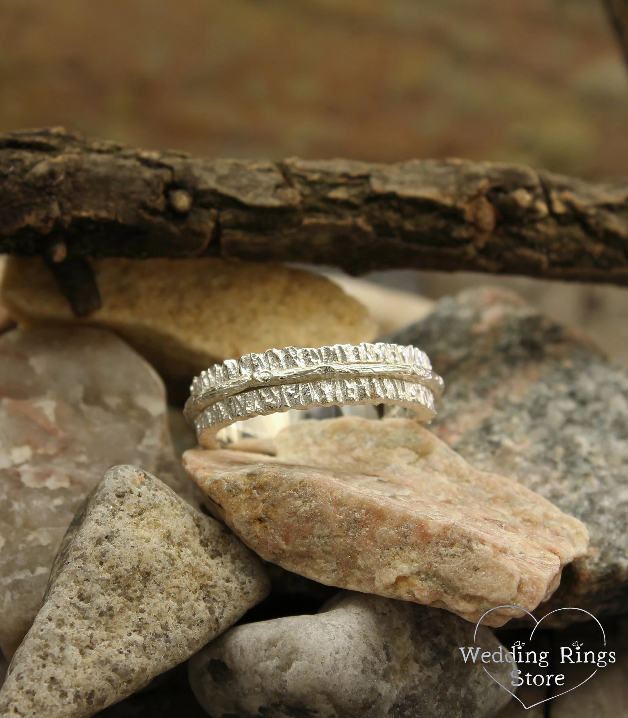 Unique Rustic Tree bark Wedding Rings Set